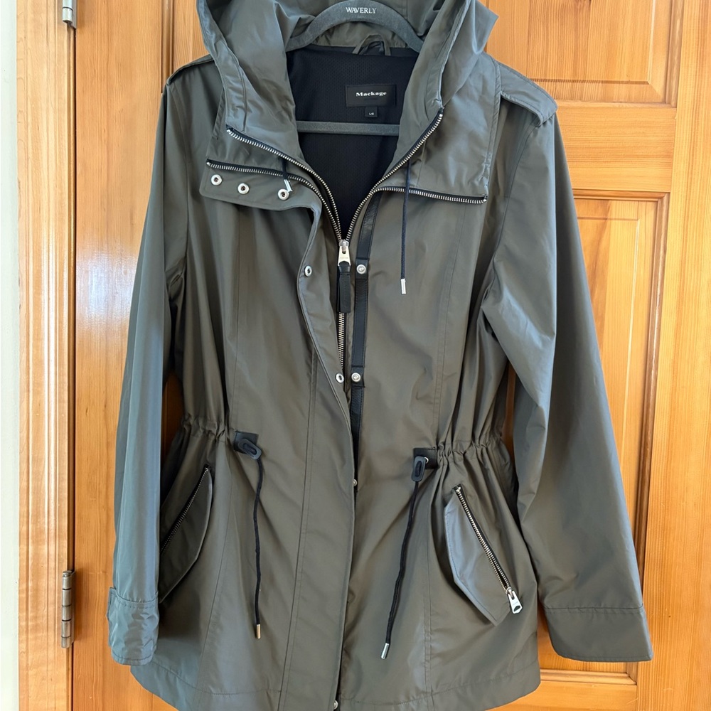 Mackage Women's Melita Hooded  Rain Jacket